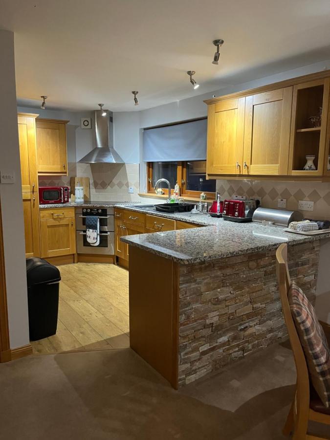 6 Canalside Apartments Fort William Kültér fotó